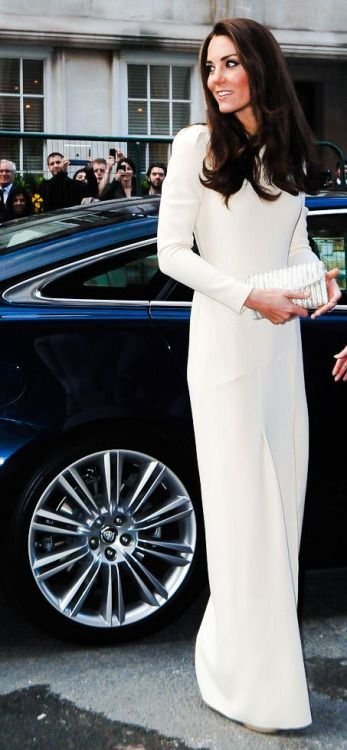 kate middleton ivory dress